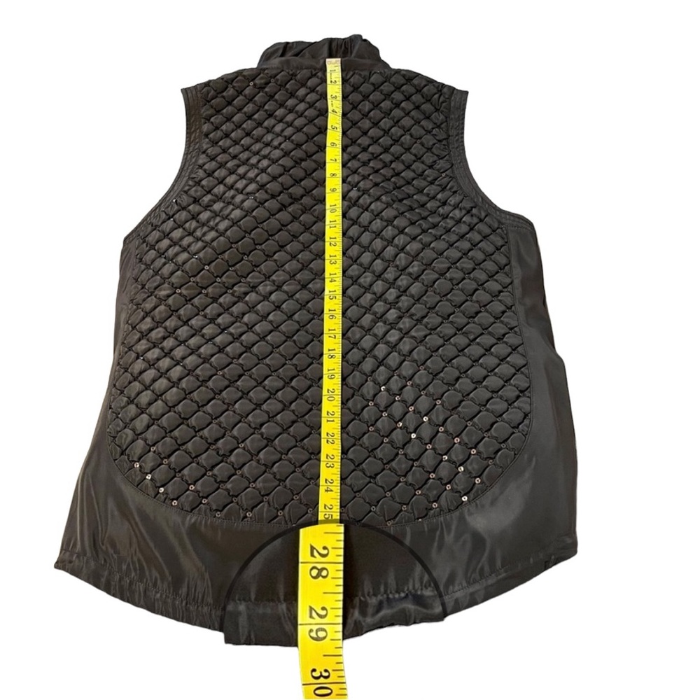Elegant Black Quilted Vest for Women - Picture 12 of 12